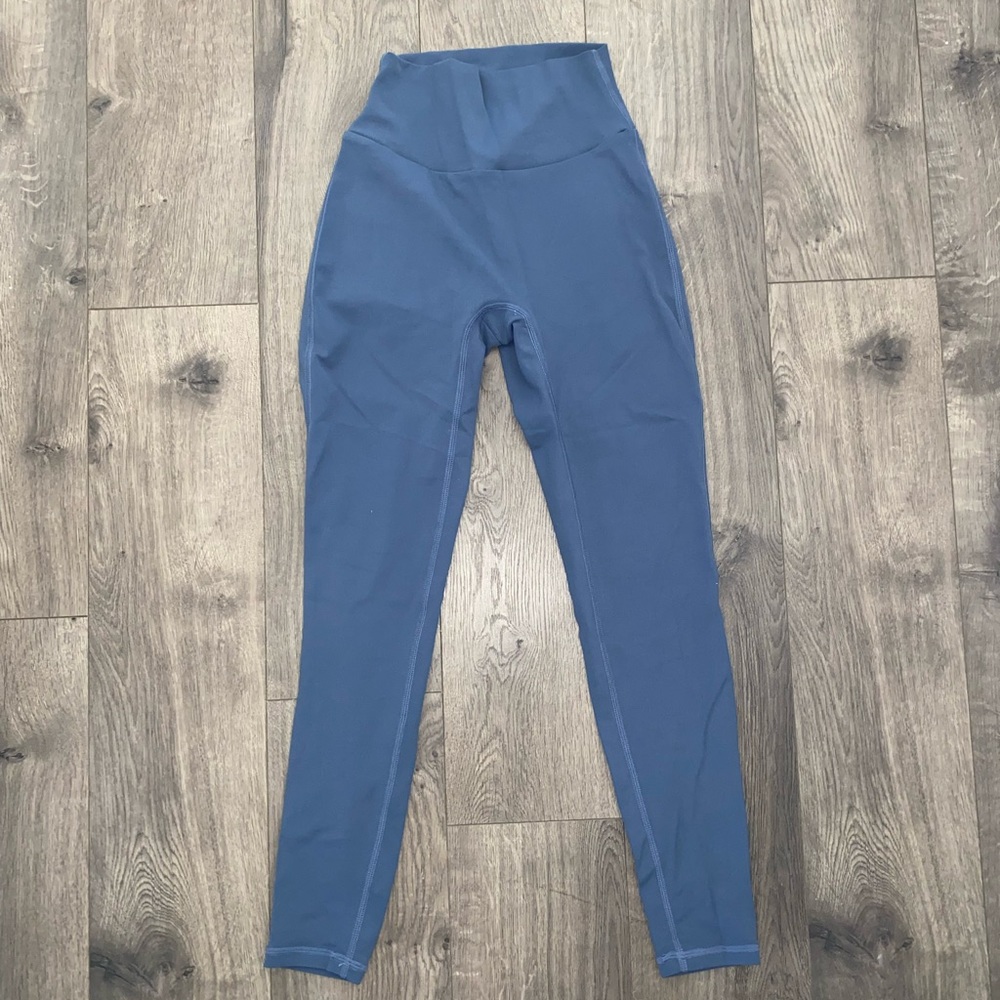 ***SOLD*** Peachy Bunz leggings